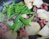 焼肉のたれとコチュジャンで　牛ジャガ炒め作り方3写真