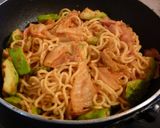 ✤アボカドとベーコンのキムチ焼きそば✤作り方4写真