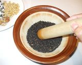 朝食に最適♪松の実くるみ黒ゴマのトースト作り方2写真