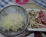 ベーコンとぶなしめじのコンソメスープ作り方1写真