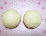 卵と牛乳♪簡単成形☆ウィンナーロールパン作り方4写真