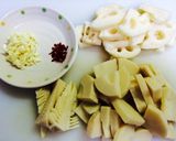 筍と挽き肉の胡麻たっぷり炒め作り方1写真