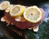 バナナチップとバナナの葉の鶏肉包み蒸し作り方4写真