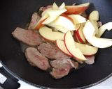 豚肉とりんご炒め作り方4写真