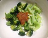 ブロッコリーのキムチ味作り方1写真