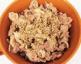 簡単スピード料理！生姜焼き風やわらか豚丼作り方10写真