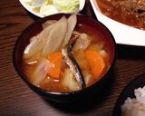 牛コマと玉ねぎの味噌炒め & 味噌汁作り方7写真