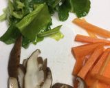 かき揚げ(カブの葉・しいたけ・にんじん)作り方1写真