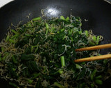 ちりめんと青菜の炒めふりかけ作り方4写真