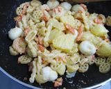 海老とうずら卵のワンポットホットサラダ作り方9写真