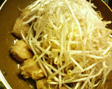 チキンともやしの☆エスニック風炒め♪♪作り方3写真
