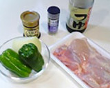 鶏肉とピーマンの和風カレーあんかけ作り方1写真