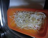 もやしを卵で包んだだけ～！作り方1写真