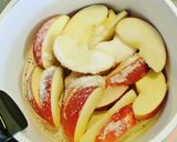 混ぜて焼くだけ☺林檎の簡単チーズケーキ作り方1写真