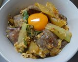ガッツリ食べよう♡レバキムの旨辛とろ玉丼作り方10写真