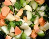 野菜たっぷりスープ　ベジタリアンチリ　作り方2写真