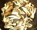 たっぷり茸のミートソースうどん作り方1写真