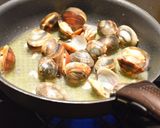 地中海風：アサリのオリーブオイル蒸し作り方3写真