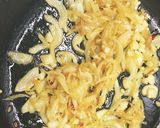玉ねぎとタコの美味しいパスタ✨作り方1写真