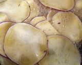 甘じょっぱい味の さつまいもチップス作り方2写真