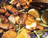 蕪とチキンの香ばし醤油炒め。作り方5写真