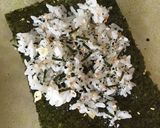 つかみ食べ！おにぎらず(o^^o)作り方2写真