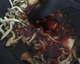 スキレットでジュージューきのこハンバーグ作り方4写真