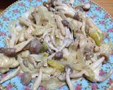 鶏胸肉としめじのレモンマヨ炒め☆作り方5写真