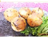 簡単☆ピリ辛チーズinもちもちおから団子作り方4写真