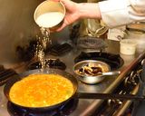 スペイン食堂の魚介と鶏肉のパエリア作り方4写真