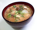 じゃが芋もずくのキムたま味噌スープ作り方4写真