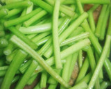 サツマイモとその芋の茎で煮ちゃった♡作り方3写真