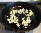 超簡単で美味♡釜揚げしらすのアヒージョ作り方1写真