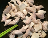 鶏ささみと豆苗のにんにく塩炒め作り方5写真