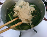 簡単 ほうれん草と椎茸 湯葉の中華スープ作り方5写真