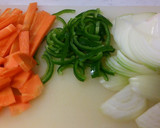 クジラ南蛮漬の野菜炒め。作り方3写真