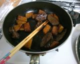 簡単 牛肉と さつま揚げのめんつゆ炒め！作り方5写真