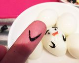 うずらの卵でオバケ♪お弁当ハロウィン♪作り方2写真