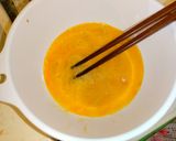 三つ葉とカニかまの出汁巻き卵作り方1写真