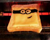 簡単！ミニオントースト！作り方4写真