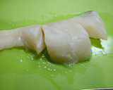 簡単！大きい鱈の下処理(トマト生姜漬け)作り方1写真