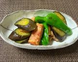 夏野菜とベーコンのほんのりカレー炒め😻作り方6写真