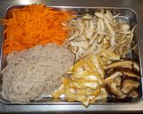具だくさん　鶏ゴボウ炊き込みごはん作り方3写真