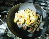 鶏肉とズッキーニのチーズ炒めご飯作り方7写真