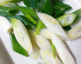 鶏肉とブロッコリーの柚子胡椒炒め♡作り方3写真