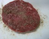 簡単！ごちそう♪照り焼きステーキ♪＊°作り方2写真