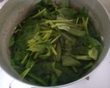 簡単 早い！ほうれん草と 卵のお吸い物！作り方4写真
