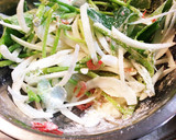 さつまいもの茎と玉ねぎのかき揚げ作り方3写真