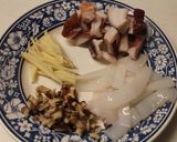 タコ・イカ・ショウガ炒飯作り方1写真