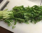 お弁当に冷凍保存も♡水菜のおかか炒め作り方1写真